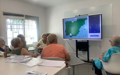 Actividad geografía en el Taller de Memoria del Punto Vuela de la Estación de San Roque